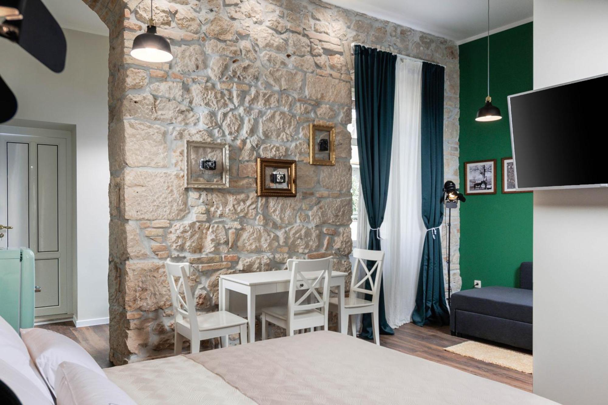 Photel Apartments Цриквеница Экстерьер фото