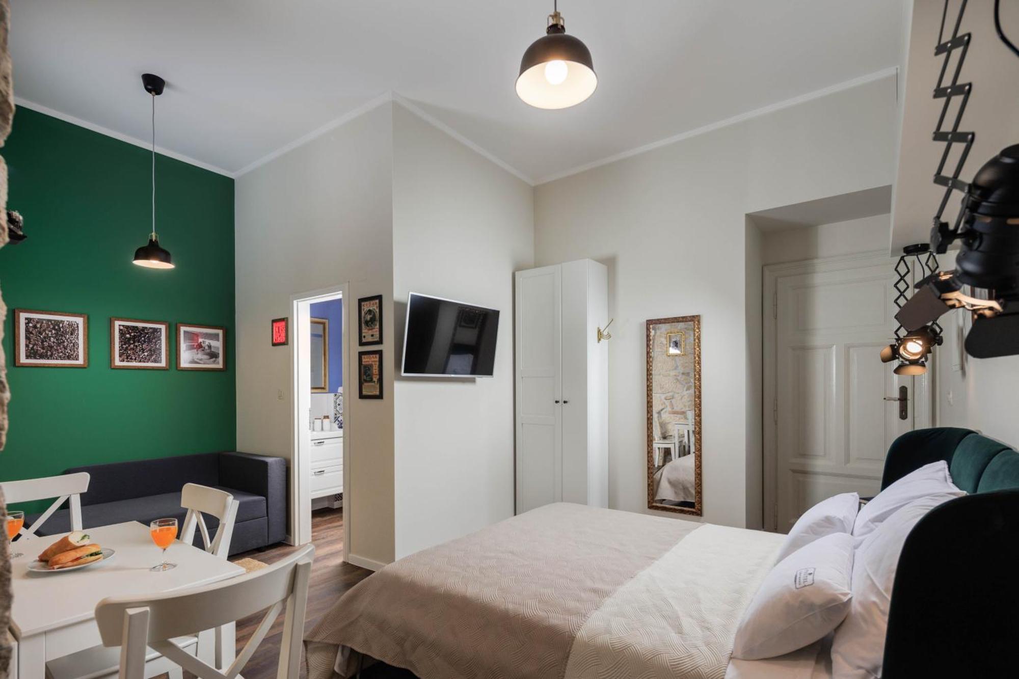 Photel Apartments Цриквеница Экстерьер фото
