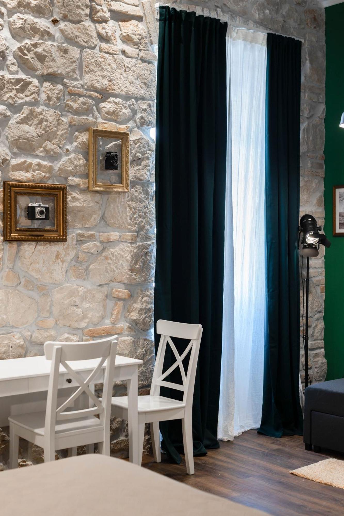 Photel Apartments Цриквеница Экстерьер фото