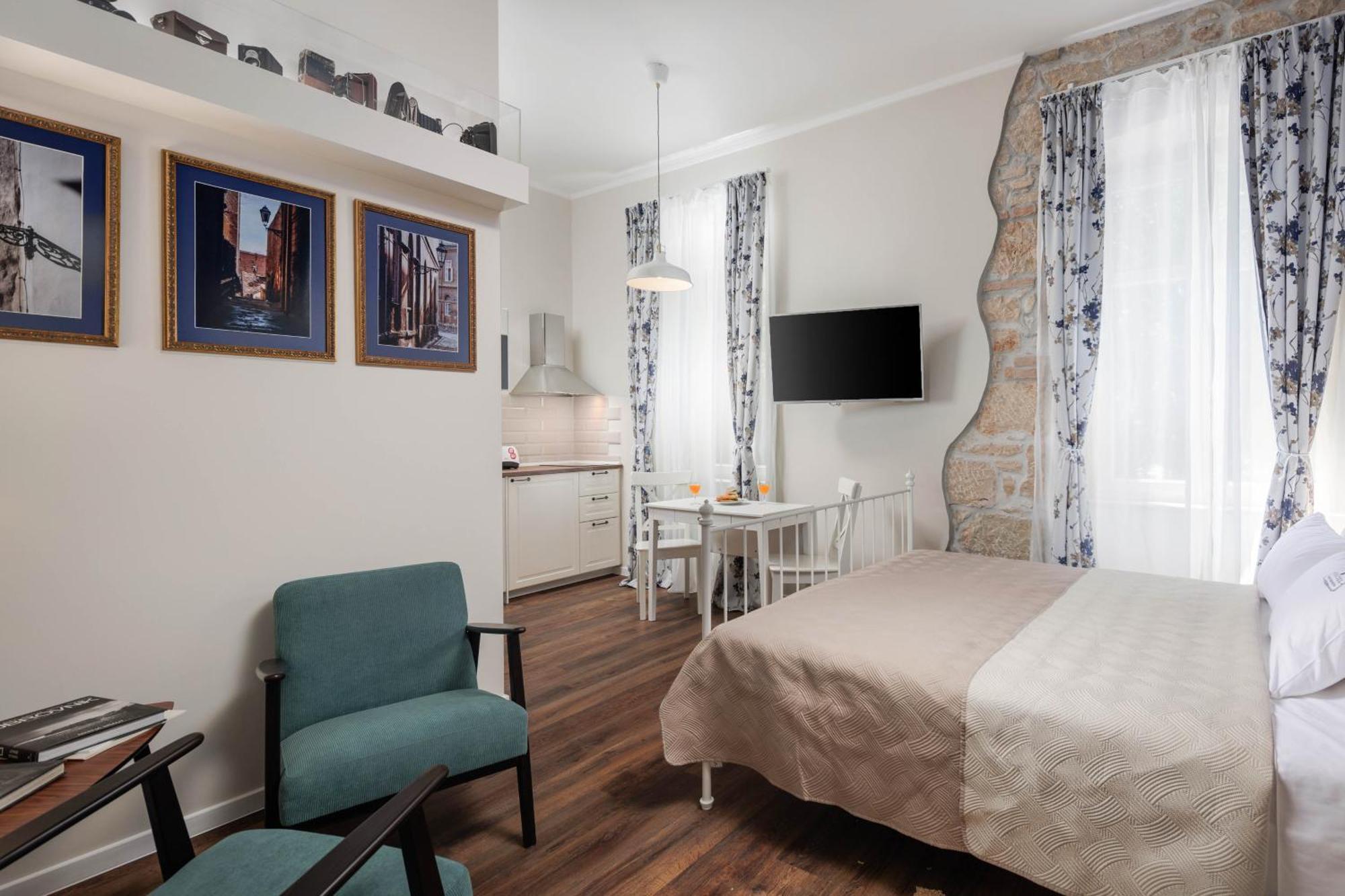 Photel Apartments Цриквеница Экстерьер фото