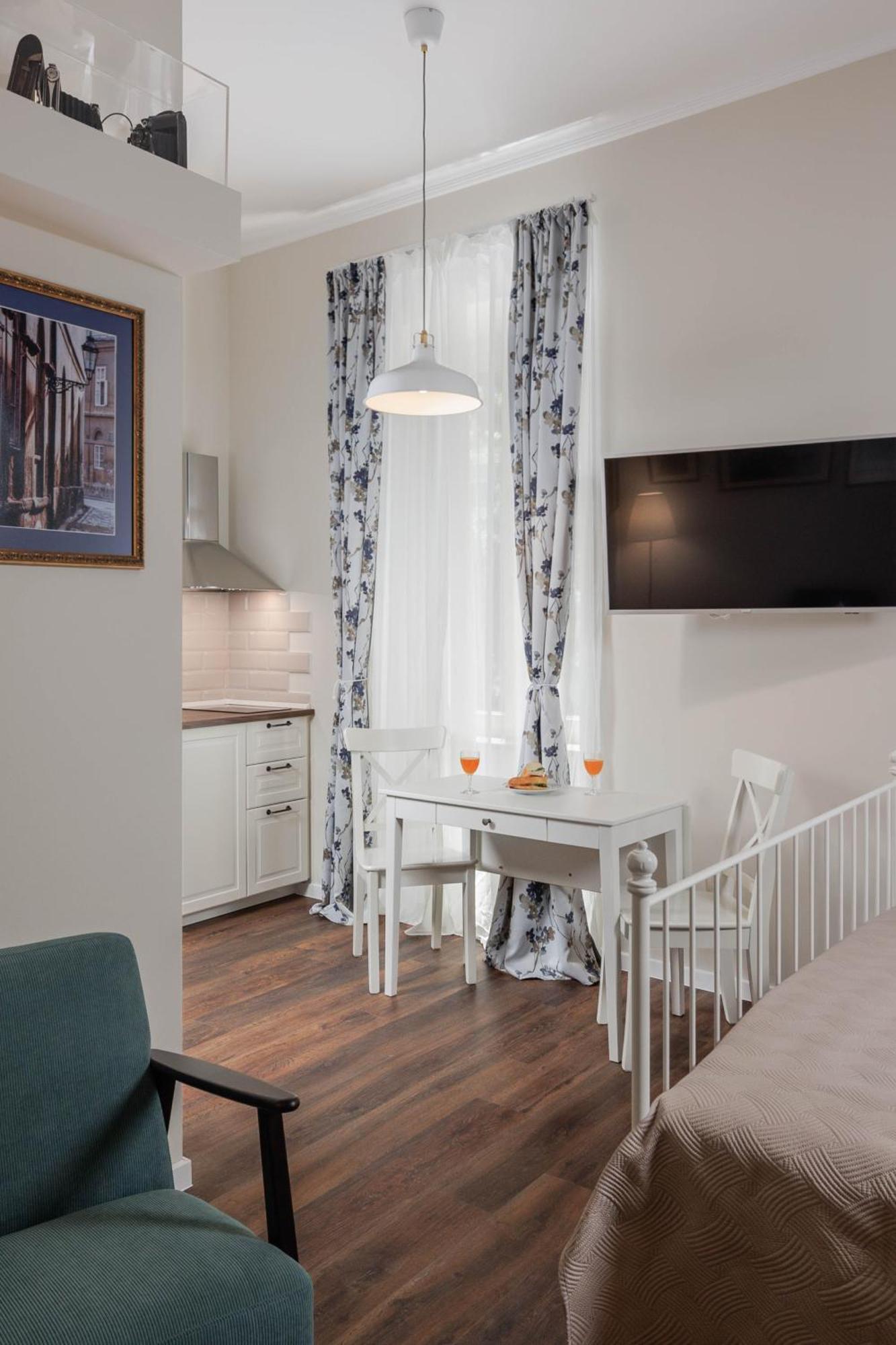 Photel Apartments Цриквеница Экстерьер фото